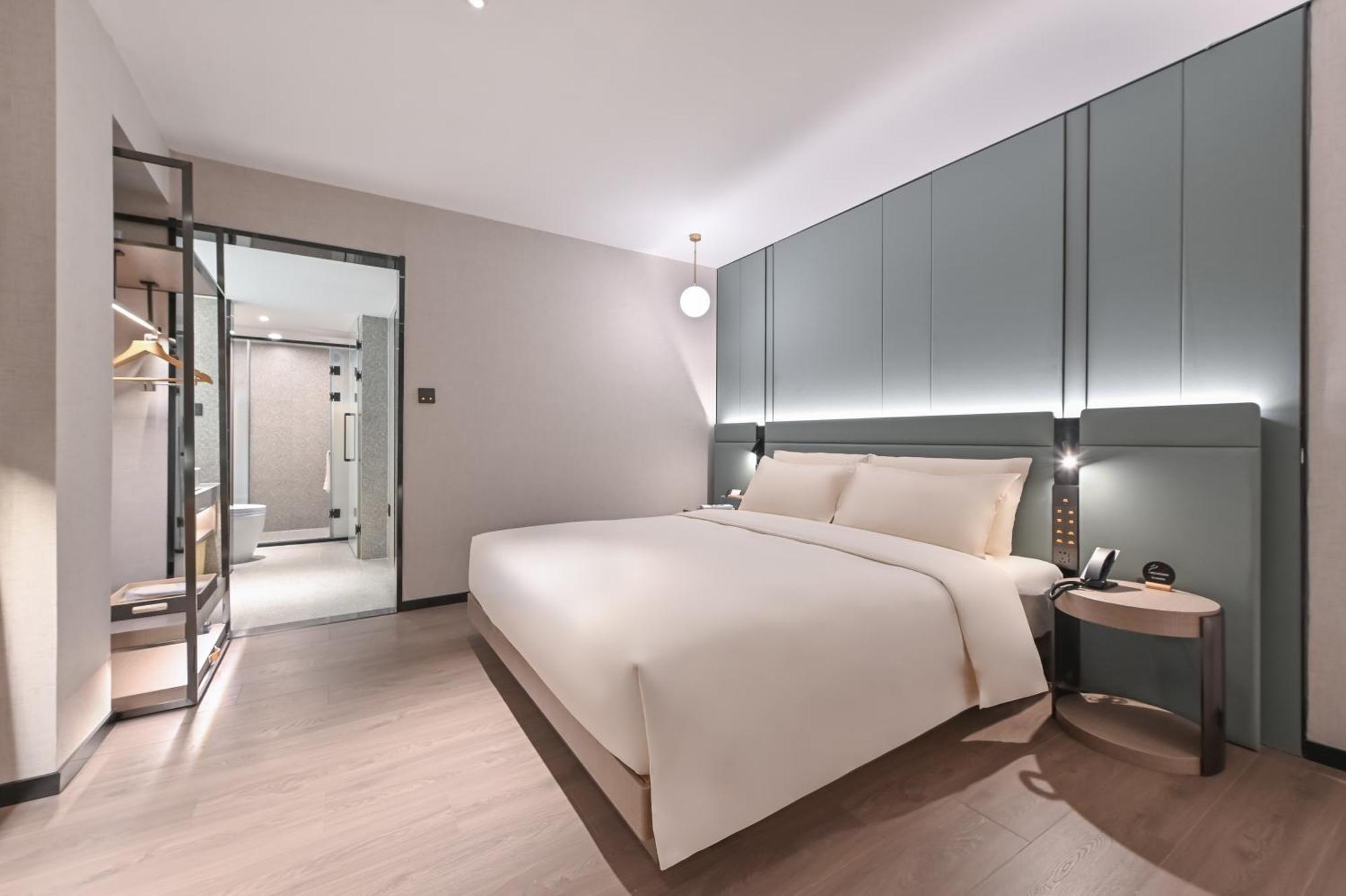 Hotel Atour S Sanlitun Guoan 4*