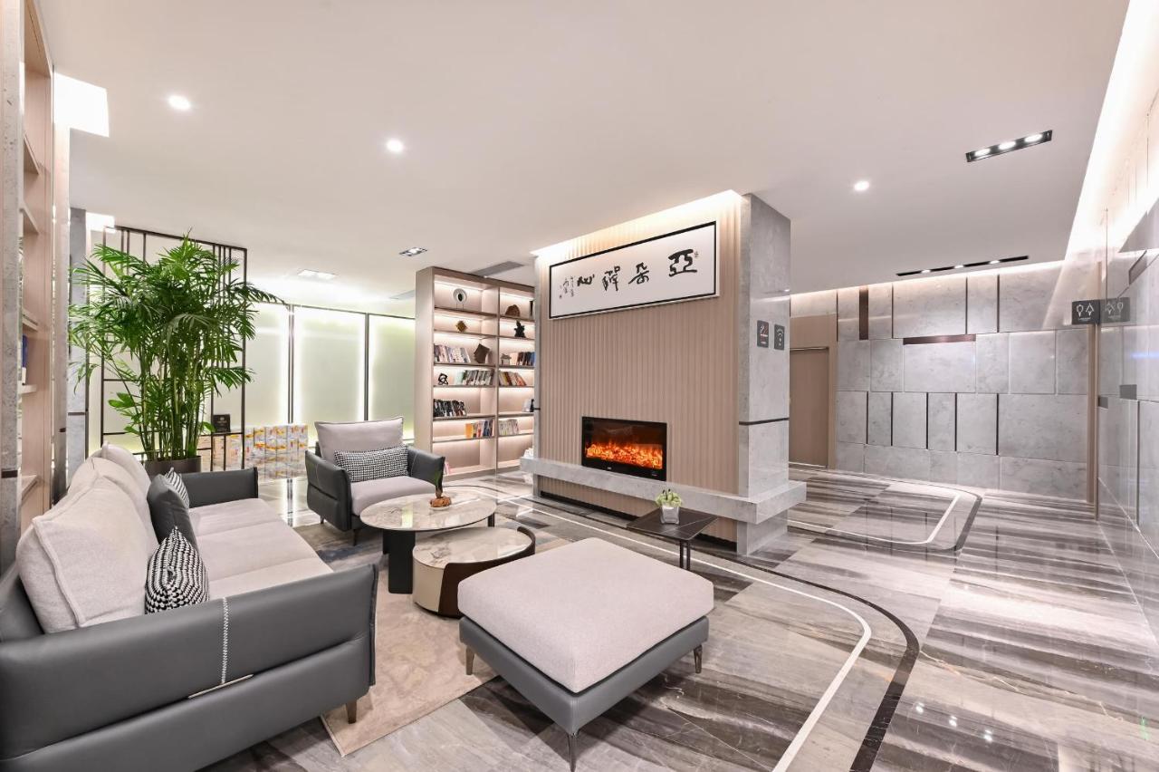 Atour S Sanlitun Guoan 4*
