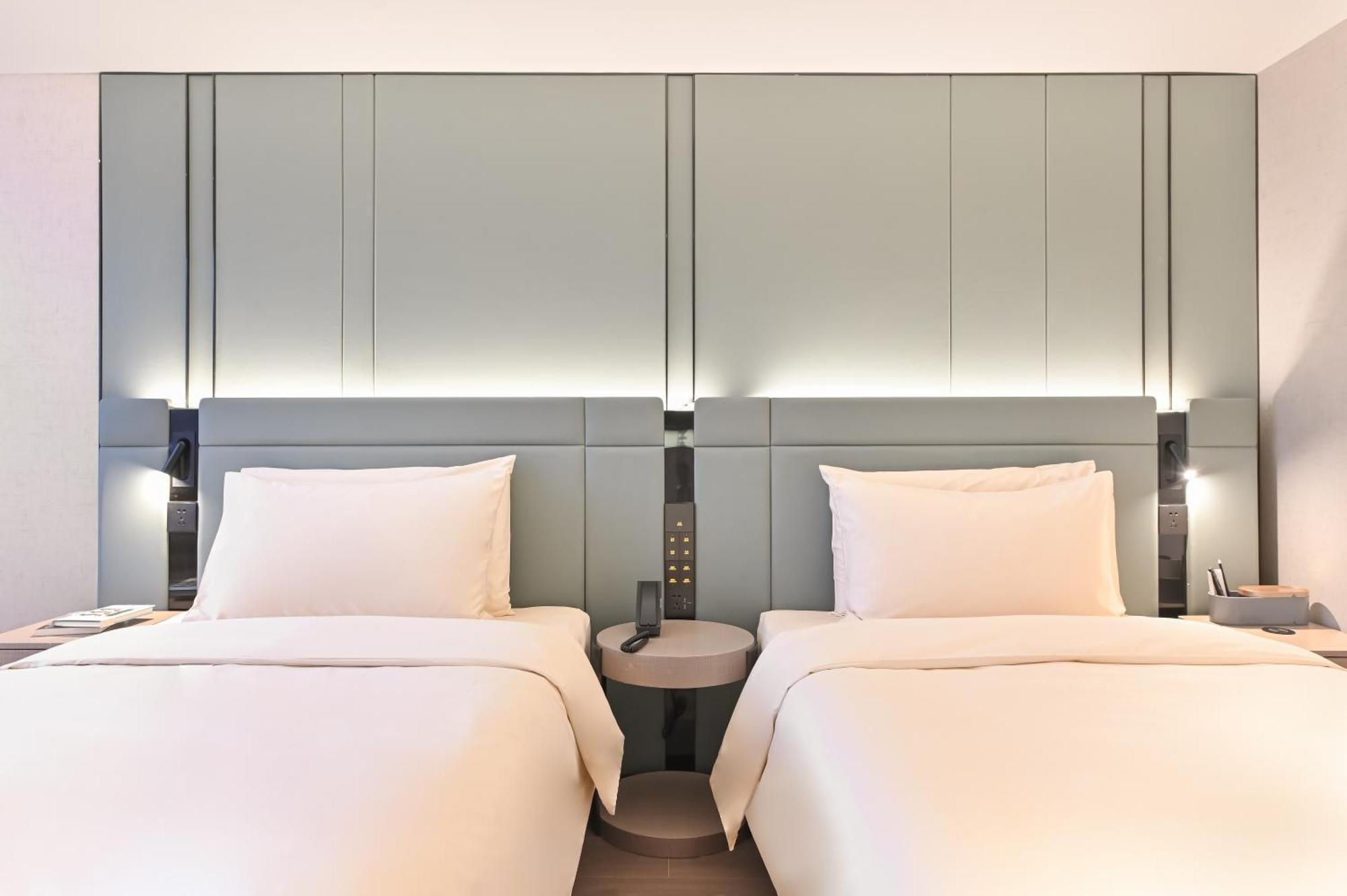 Atour S Sanlitun Guoan 4*
