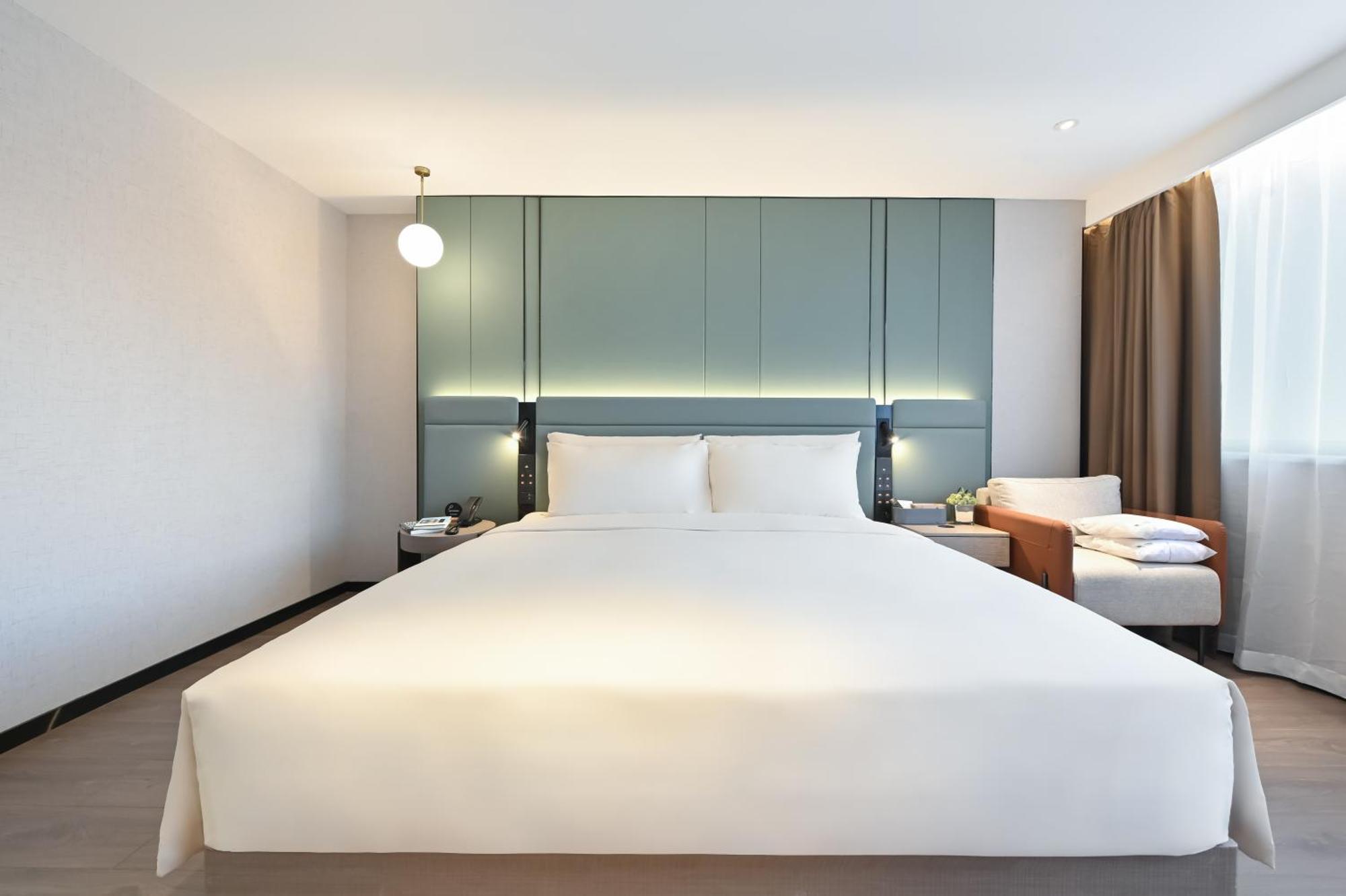 Atour S Sanlitun Guoan Hotel 4*